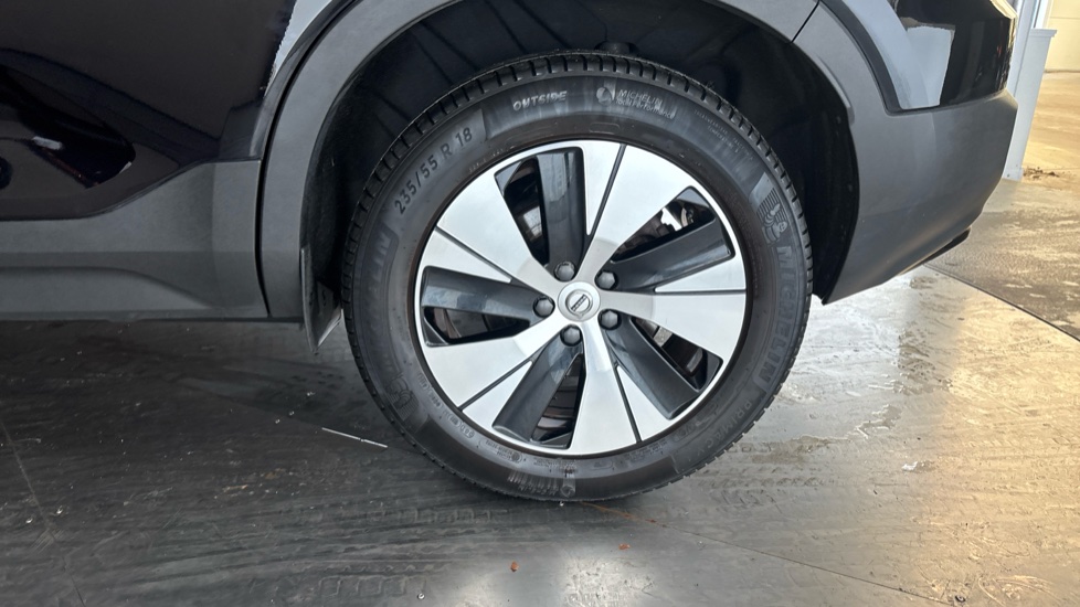 VOLVO XC40 Image 18