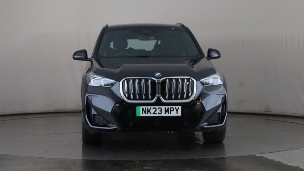 BMW iX1 Image 8