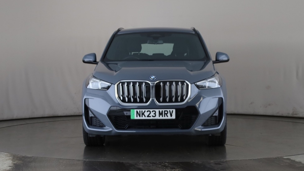 BMW iX1 Image 8