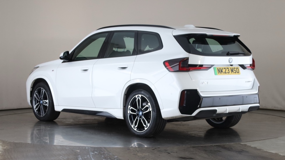 BMW iX1 Image 3