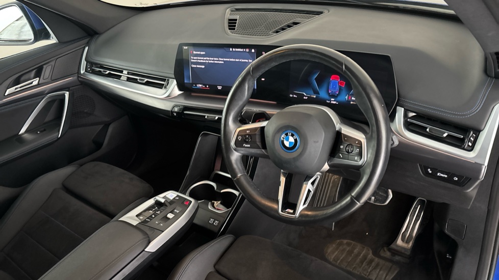 BMW iX1 Image 9