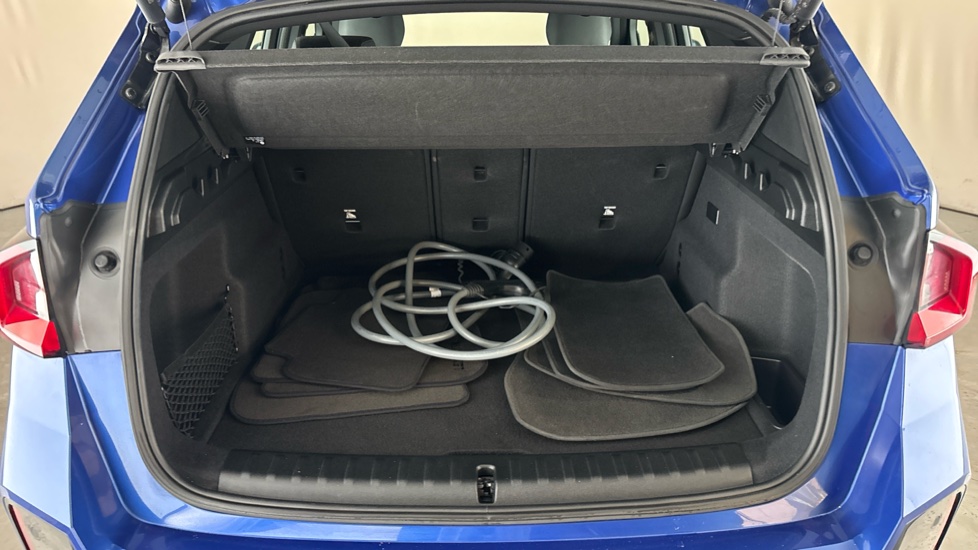 BMW iX1 Image 15