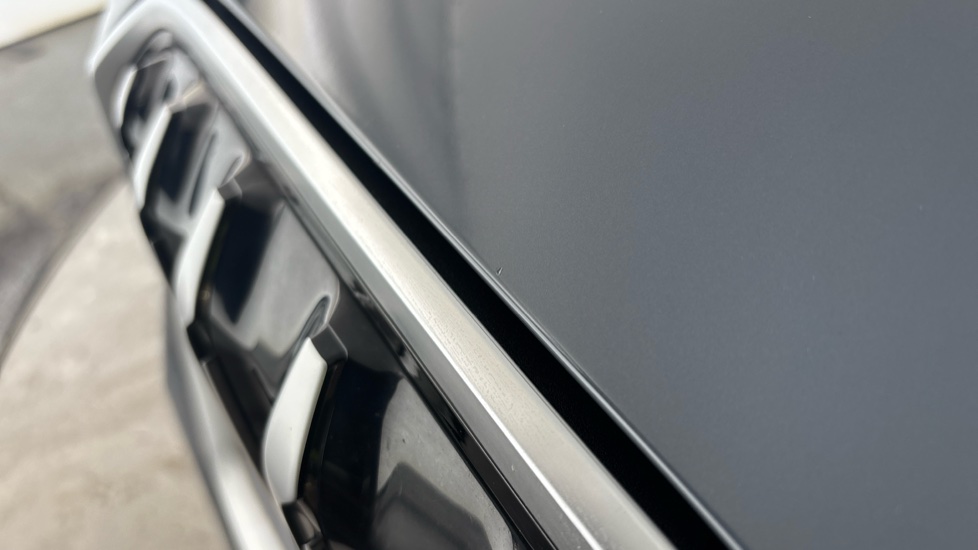 BMW iX1 chips