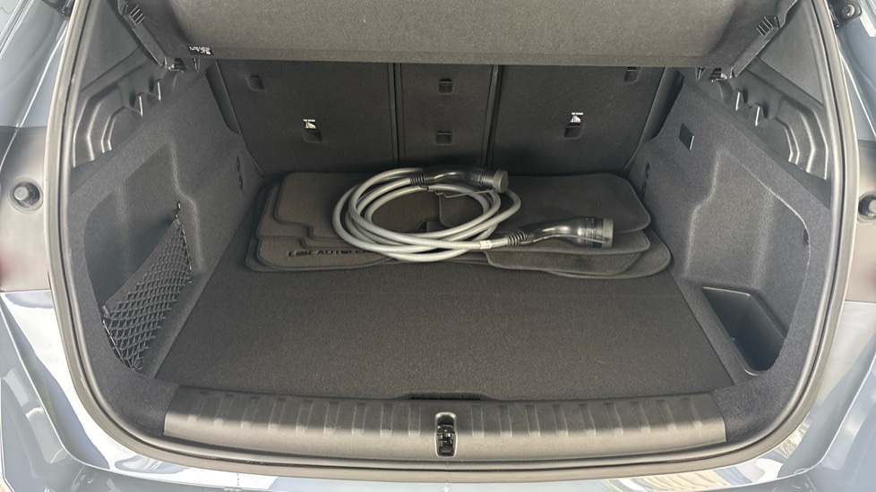 BMW iX1 Image 15
