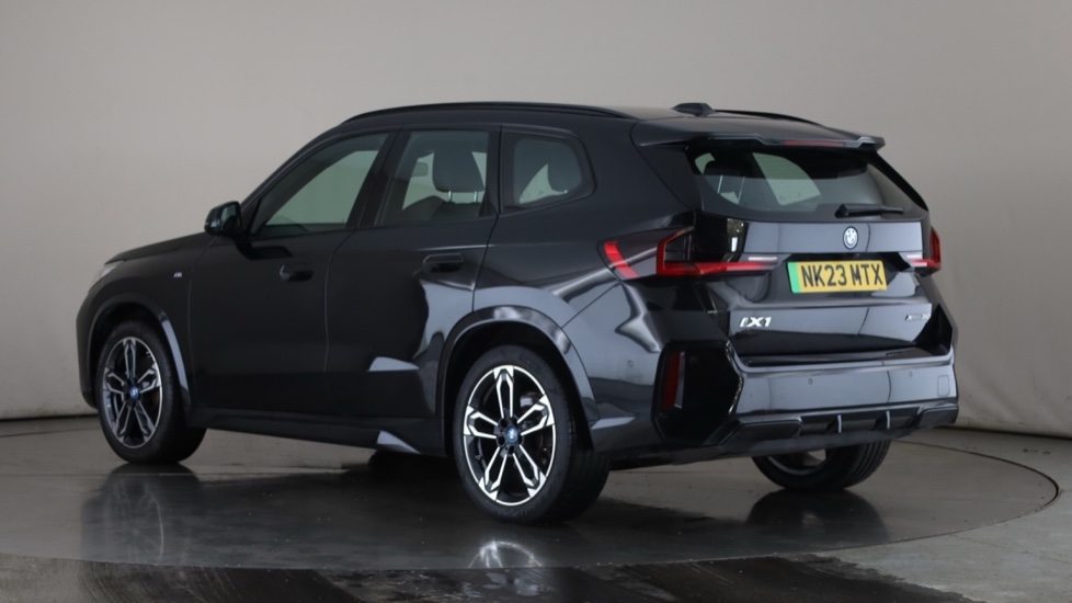 BMW iX1 Image 3