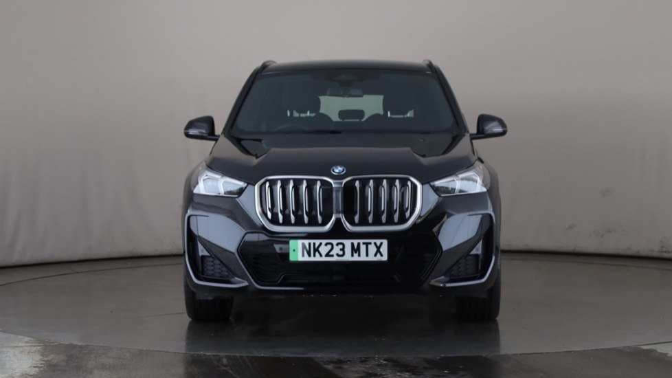 BMW iX1 Image 8