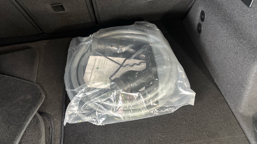 BMW iX1 Image 22