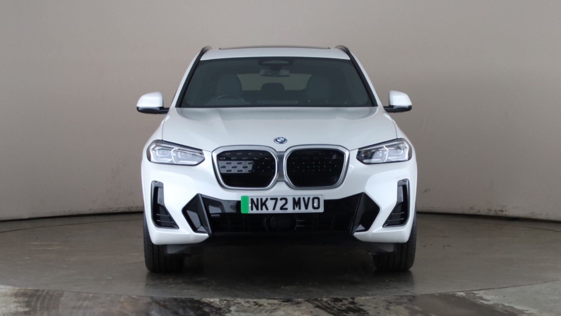 4027488 210kW M Sport 80kWh 5dr Auto