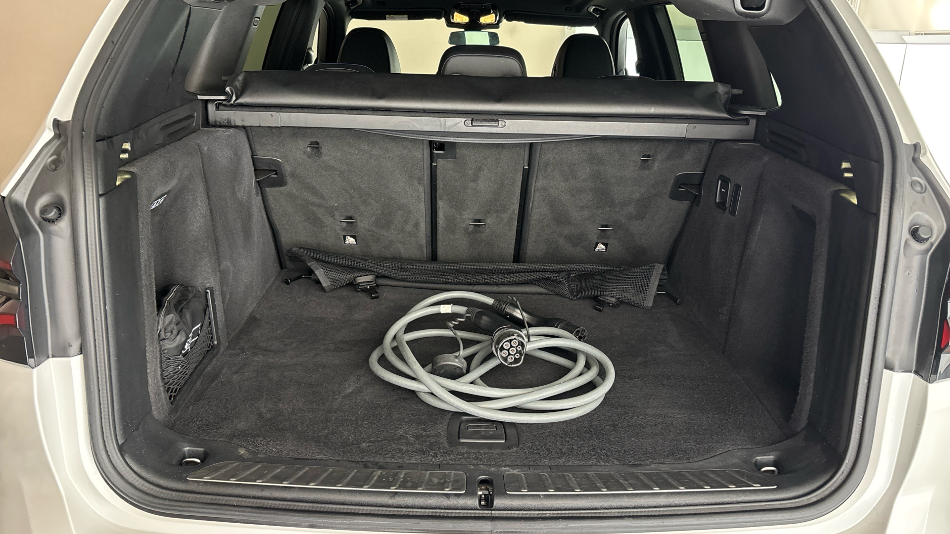 4027488 210kW M Sport 80kWh 5dr Auto