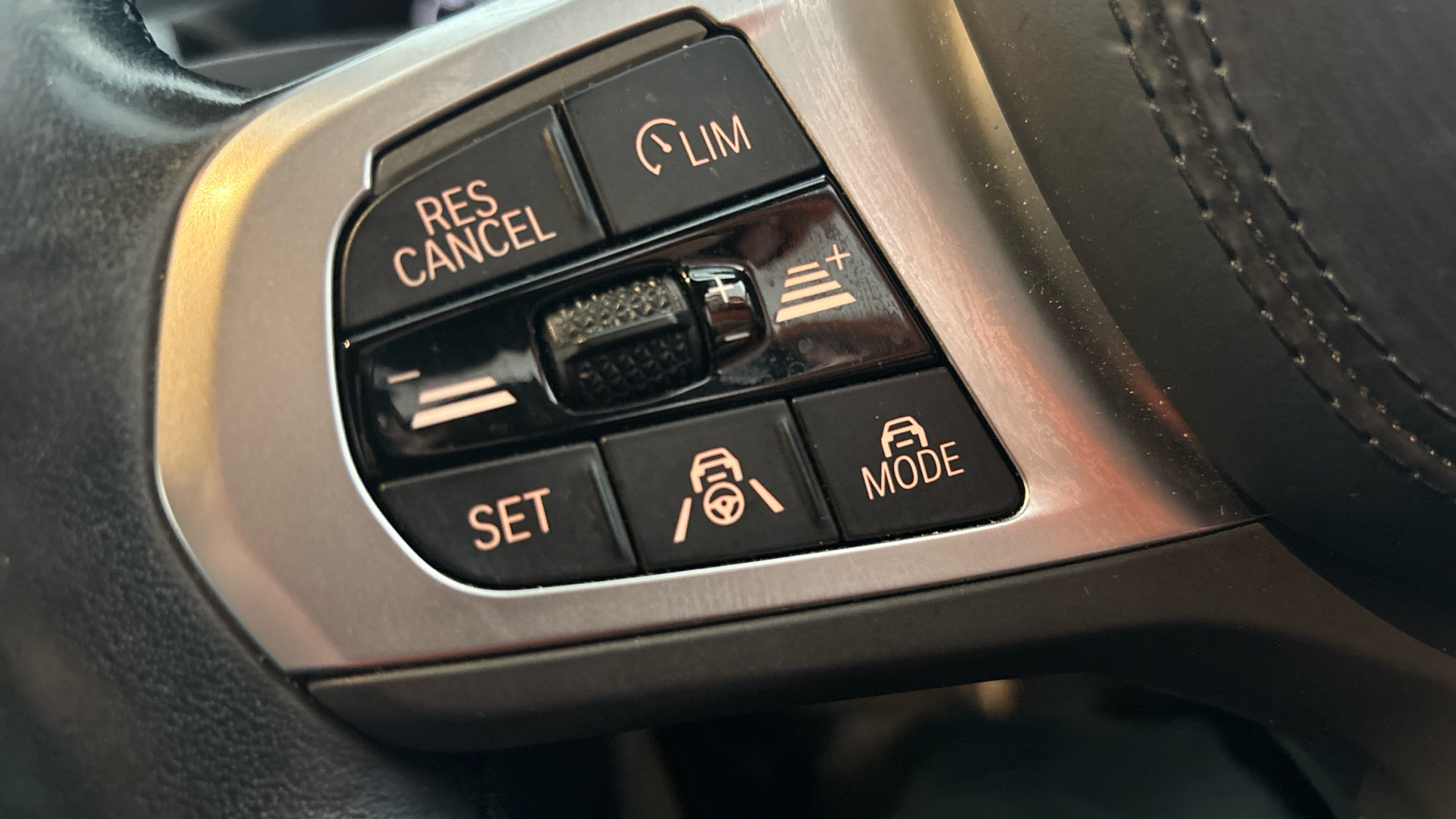 4027428 210kW M Sport 80kWh 5dr Auto