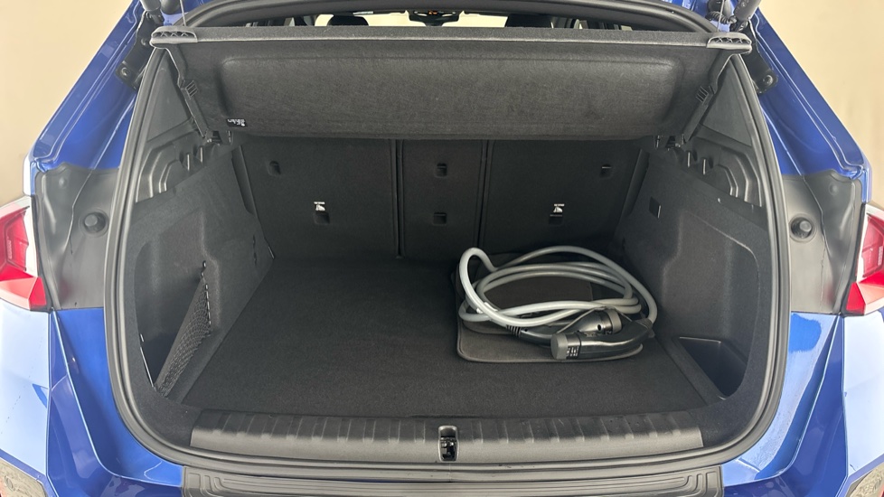 BMW iX1 Image 15