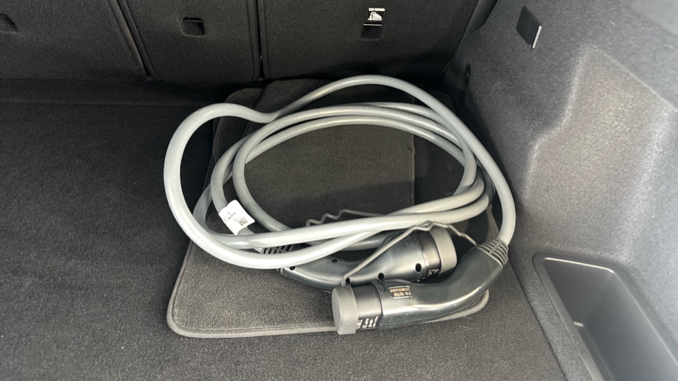 BMW iX1 Image 22
