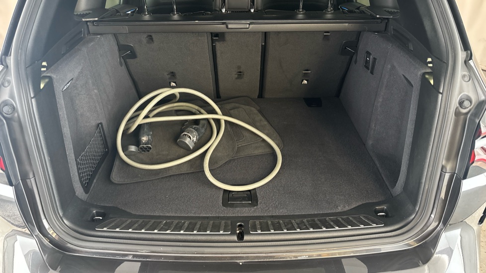 BMW iX3 Image 15