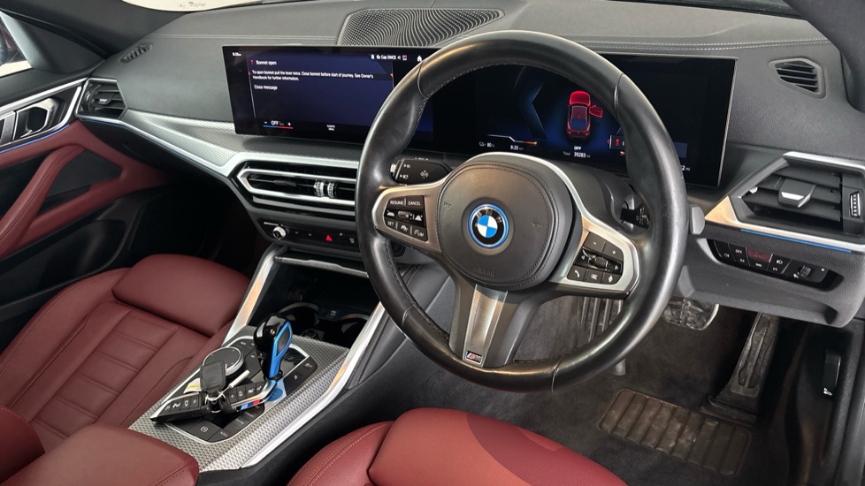 BMW I4 Image 9