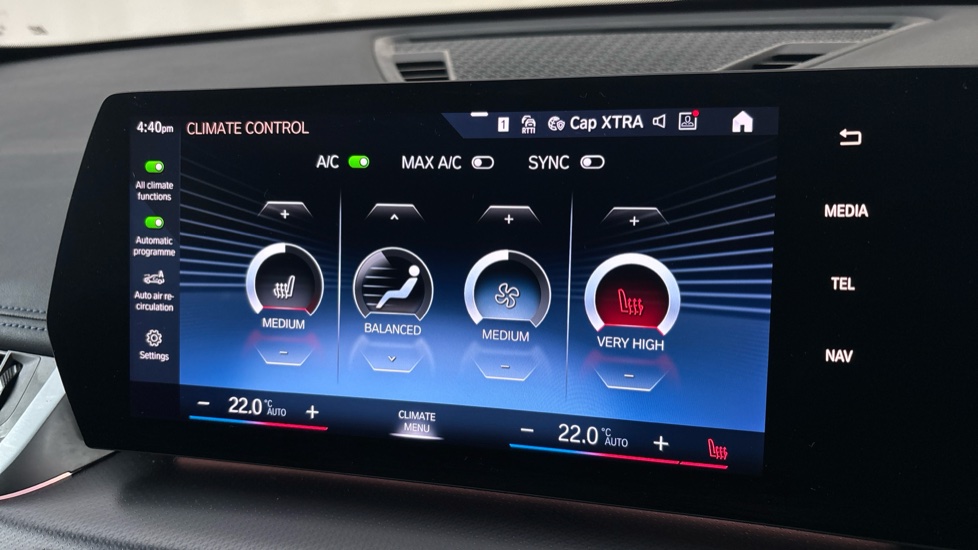 BMW iX1 Heated seats