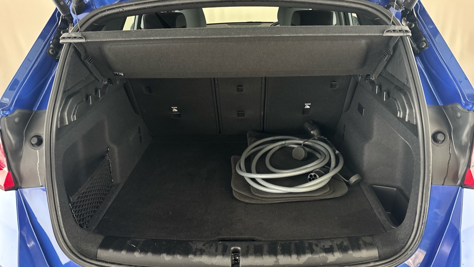BMW iX1 Image 15