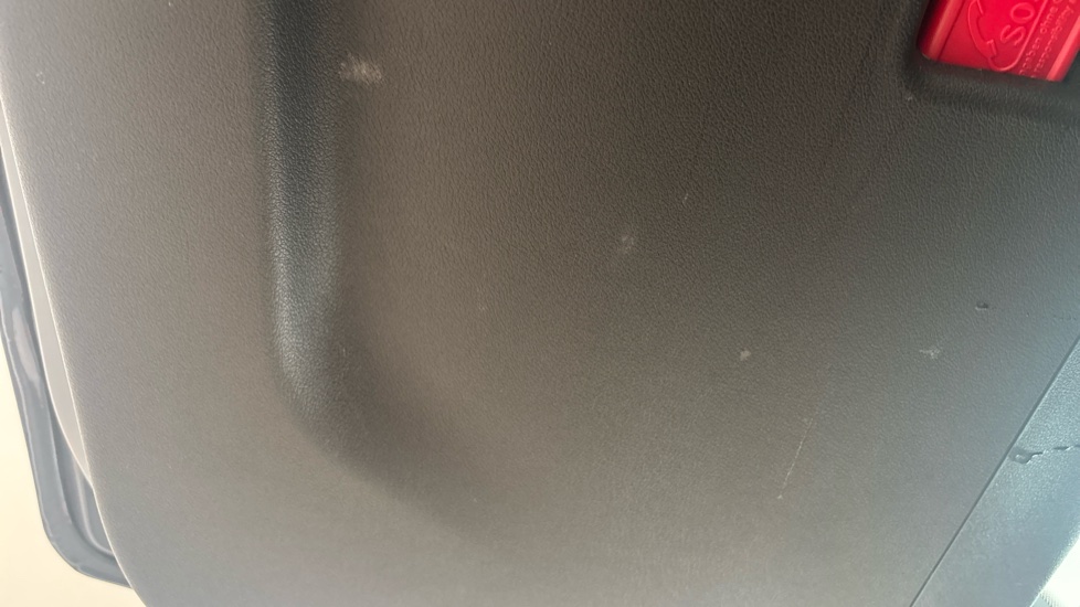 BMW iX1 Scuff