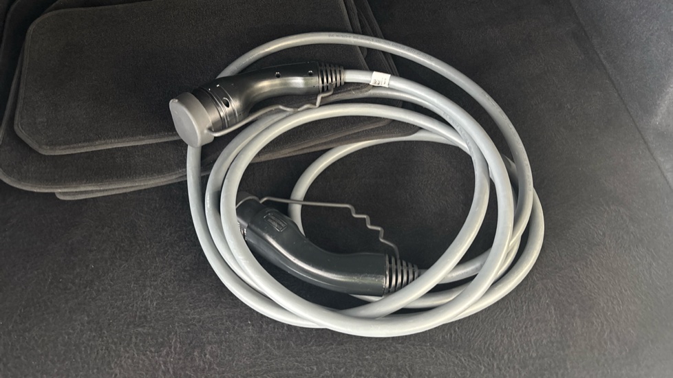 BMW iX1 Image 22