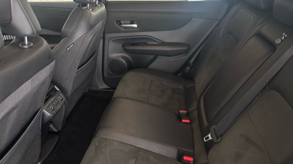 NISSAN ARIYA Image 14