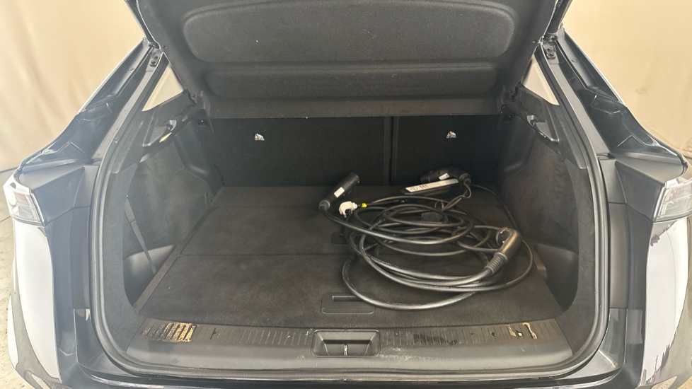 NISSAN ARIYA Image 15