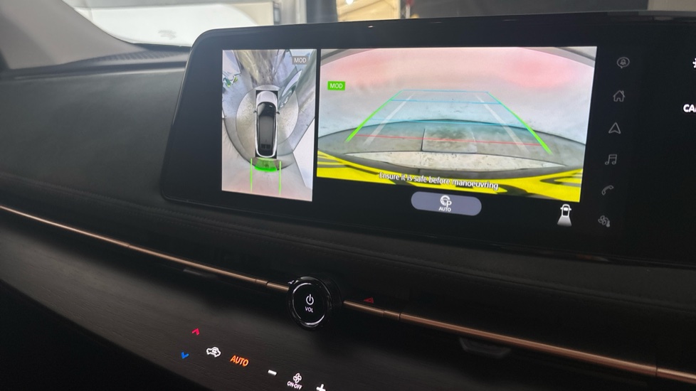 NISSAN ARIYA reverse camera