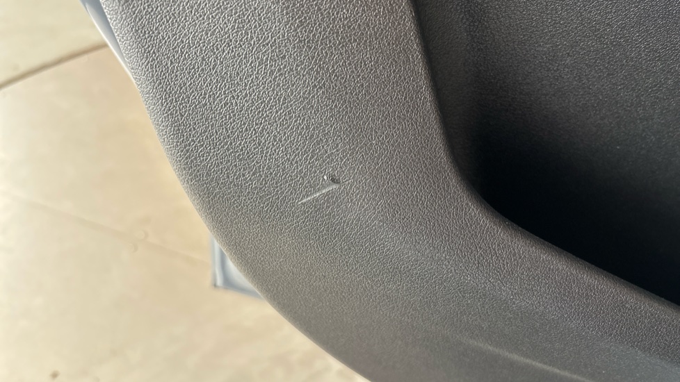 BMW iX1 Scratches