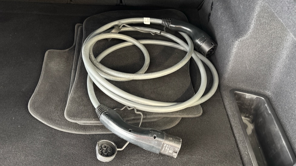 BMW iX1 Image 22