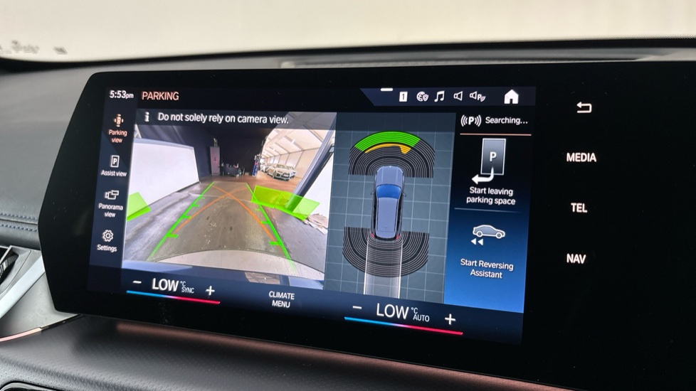 BMW iX1 Reverse camera