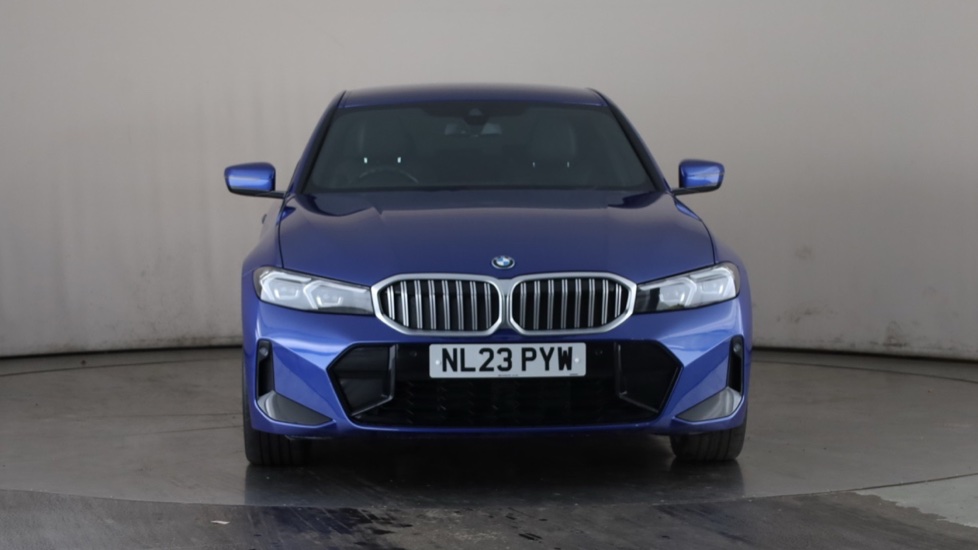BMW 3 SERIES Image 8
