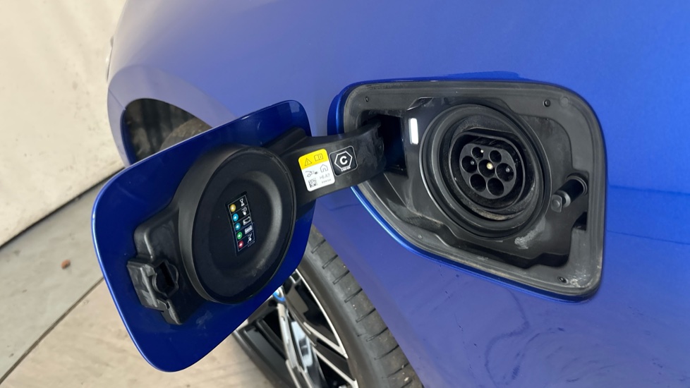 BMW 3 SERIES Image 21