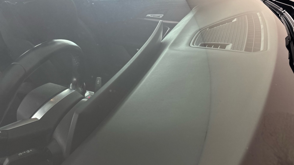 BMW iX1 chips