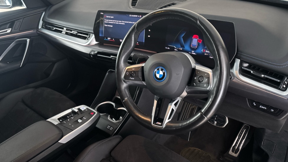 BMW iX1 Image 9