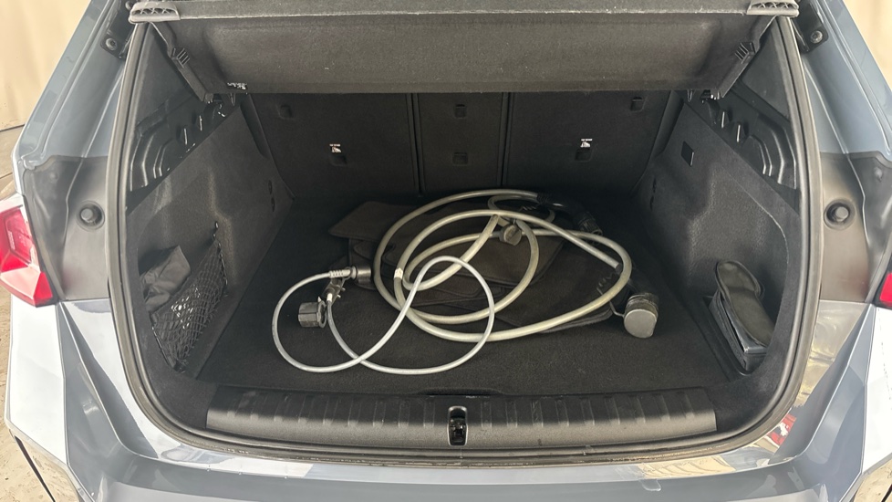 BMW iX1 Image 15