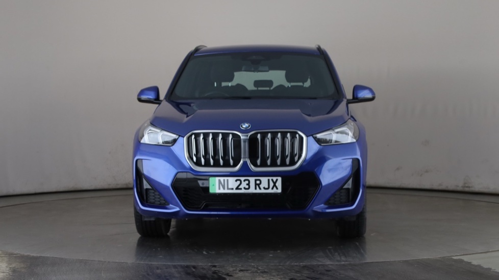 BMW iX1 Image 8