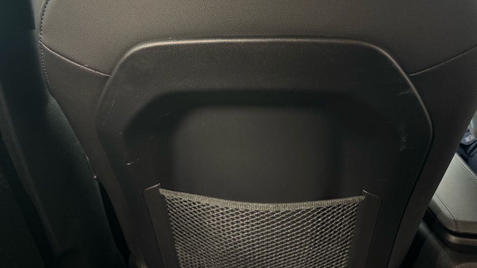 BMW iX1 Scratches and scuff