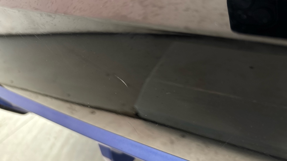 BMW iX1 Scratches