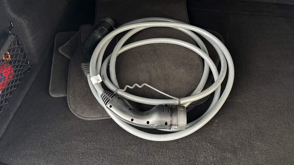 BMW iX1 Image 22
