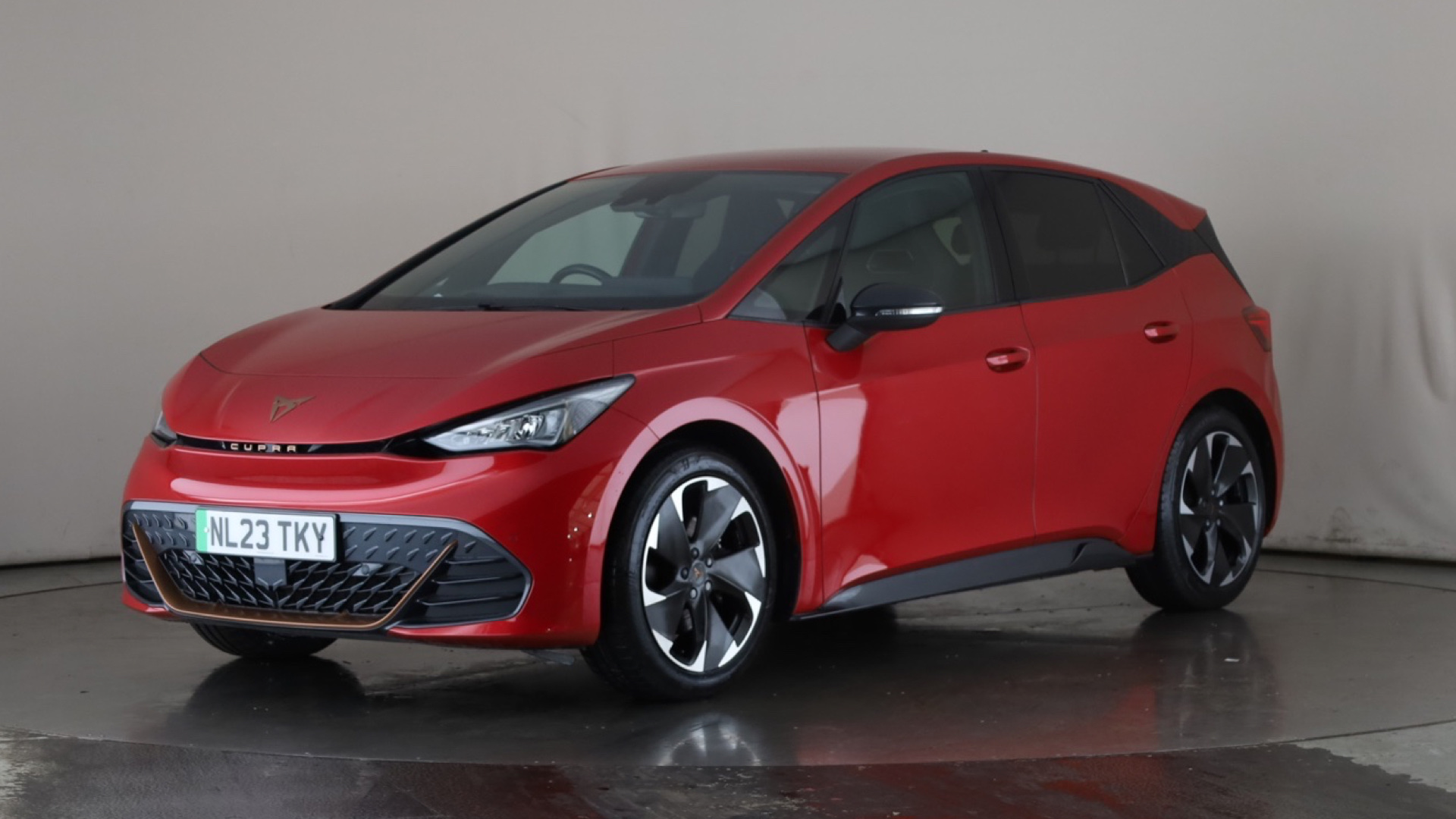 150kW V2 58kWh 5dr Auto