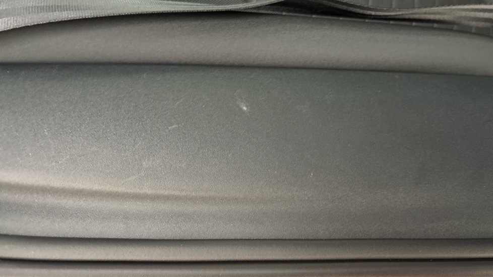 CUPRA BORN Scuff