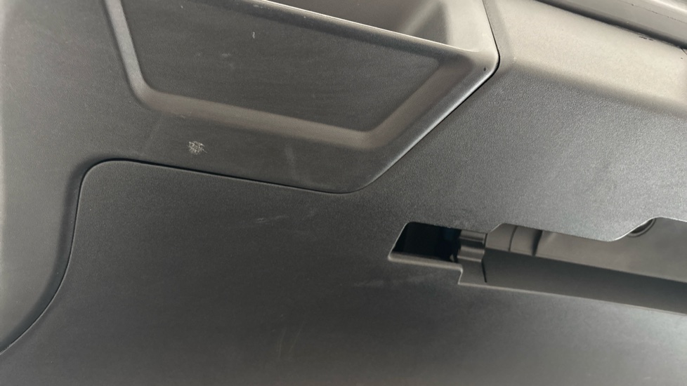 CUPRA BORN Scuff