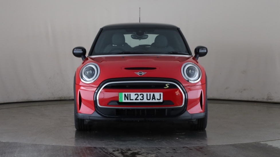 MINI HATCHBACK Image 8