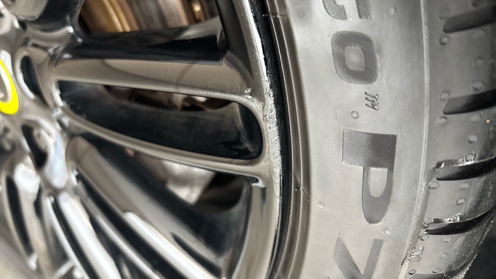 MINI HATCHBACK Scuff