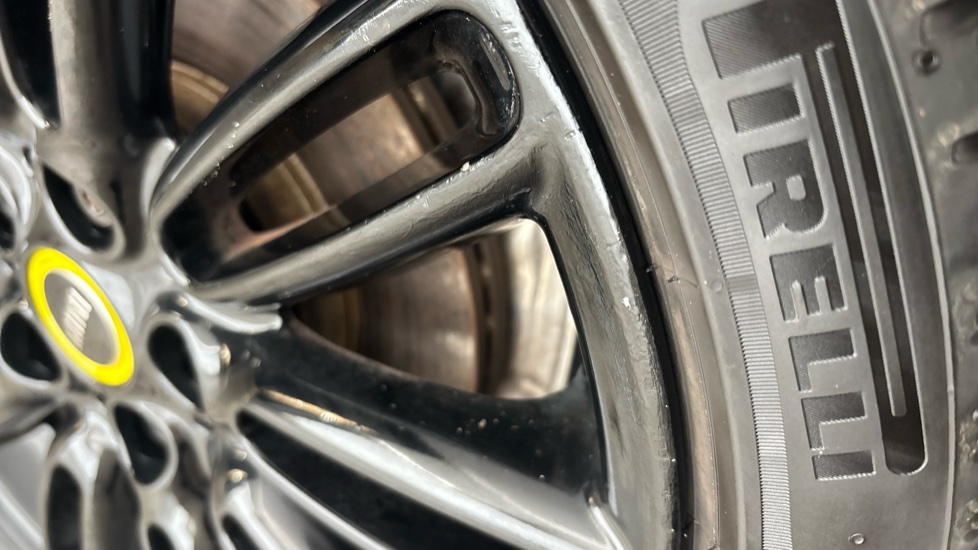 MINI HATCHBACK Scuff