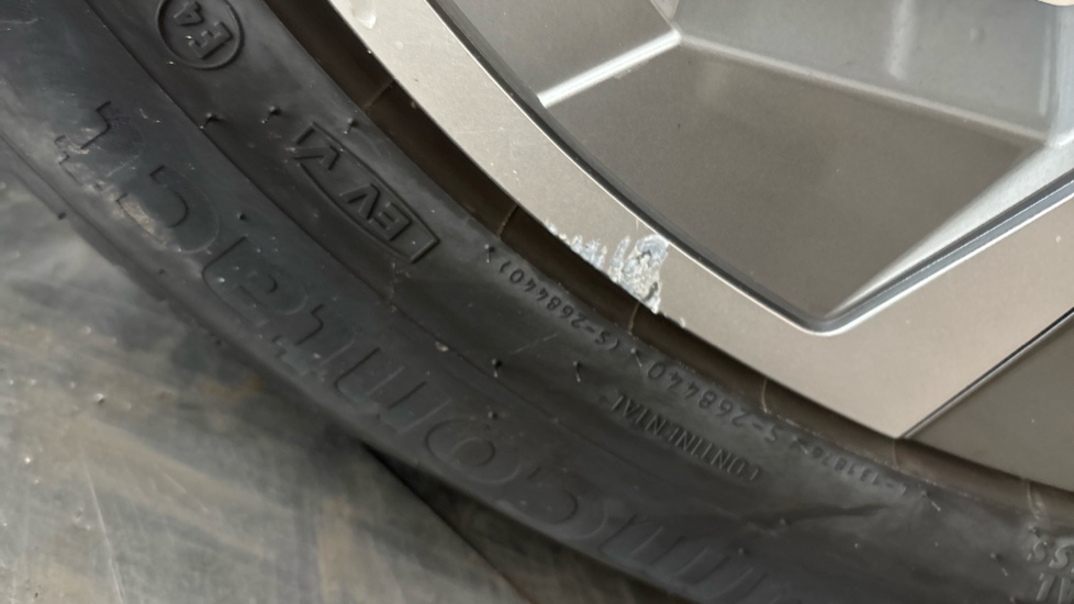 BMW iX1 scuff