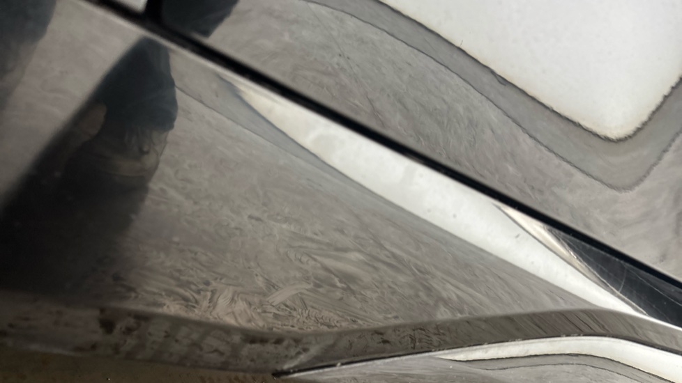 BMW iX1 scratches