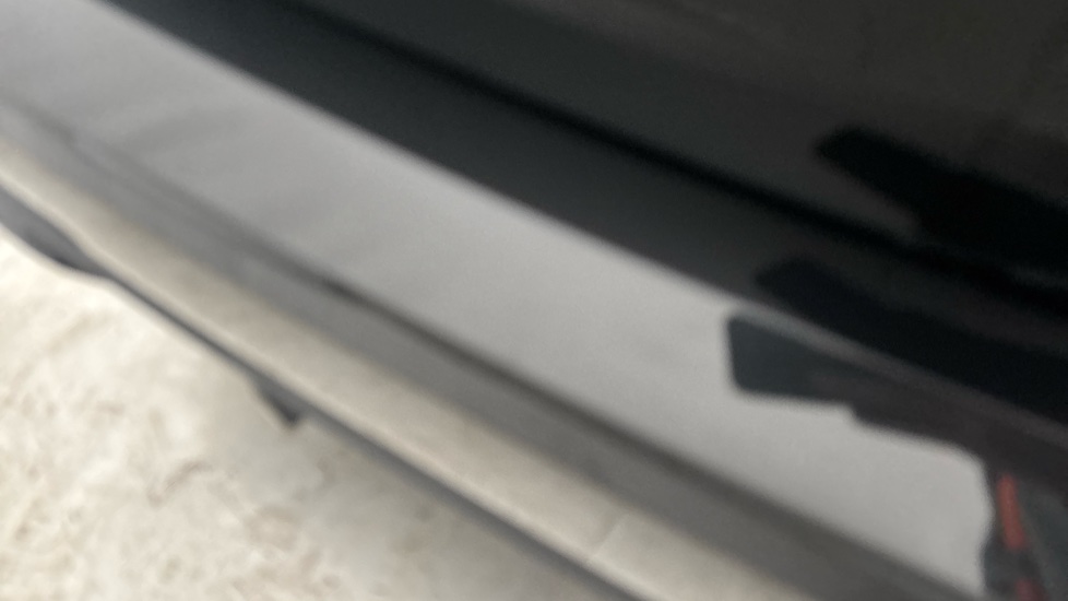 BMW iX1 scratches