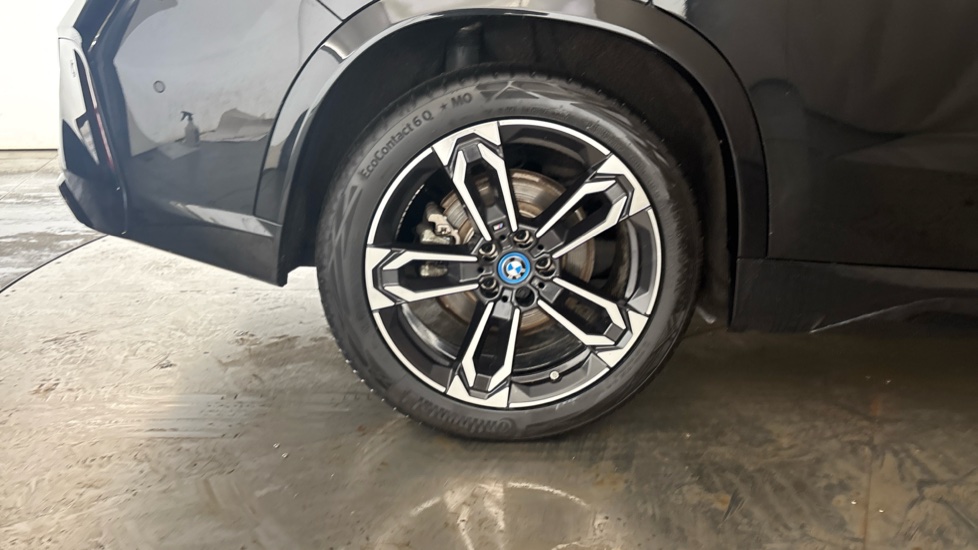 BMW iX1 Image 19