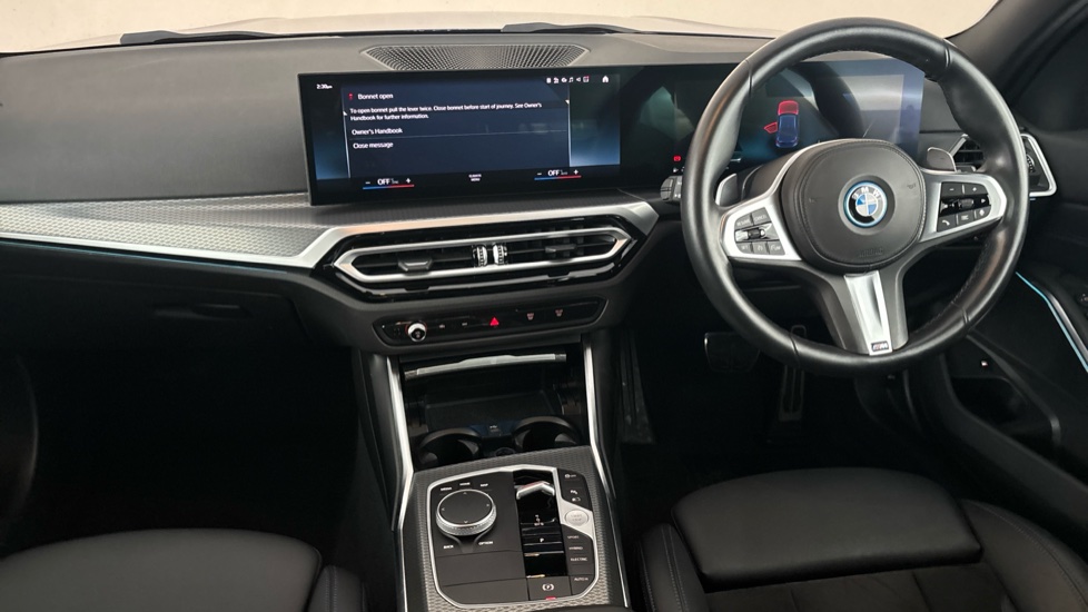 BMW 3 SERIES Image 11