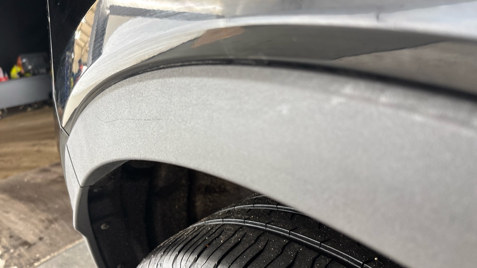 VOLVO XC40 Scratches