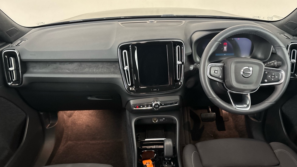 VOLVO XC40 Image 11
